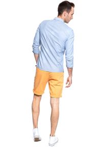 Wrangler - SPODENKI MĘSKIE WRANGLER CHINO SHORT AMBER YELLOW W14AMM15V. Materiał: materiał. Wzór: jednolity, aplikacja #5