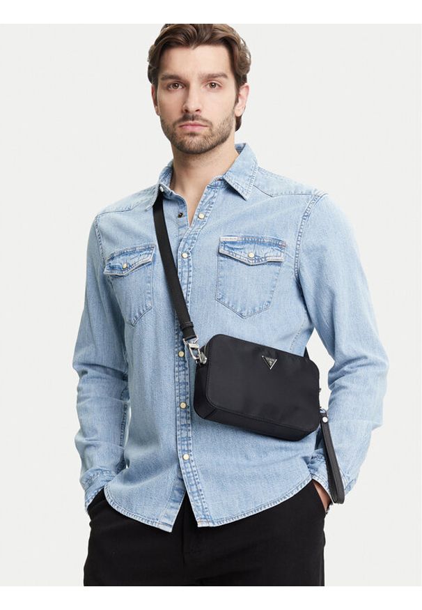 Guess Saszetka PMMINY P5245 Czarny. Kolor: czarny. Materiał: materiał