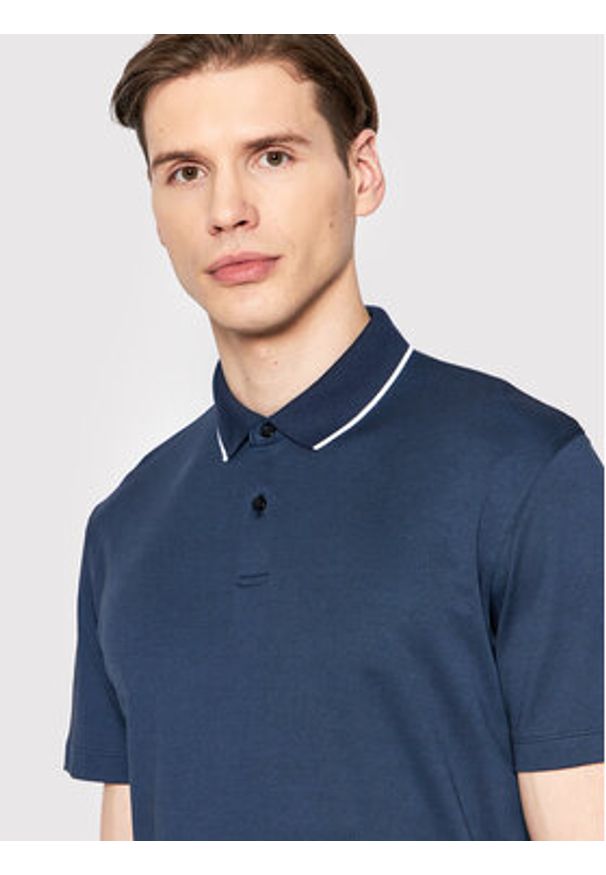 Selected Homme Polo Leroy 16082844 Granatowy Regular Fit. Typ kołnierza: polo. Kolor: niebieski. Materiał: syntetyk