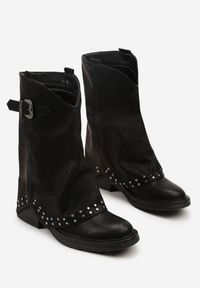 Born2be - Czarne Botki z Wywiniętą Cholewką Zdobione Nitami i Klamerką Rilenaria. Okazja: na co dzień. Kolor: czarny. Materiał: jeans. Szerokość cholewki: normalna. Wzór: aplikacja. Styl: casual, elegancki #4