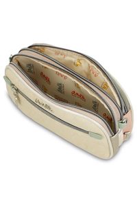 Srebrna Oryginalna Średnia Torebka Na Ramię Anekke Z Serii Alma. Kolor: srebrny. Wzór: aplikacja. Dodatki: z aplikacjami, z breloczkiem. Materiał: zdobione. Rozmiar: średnie. Styl: casual. Rodzaj torebki: na ramię #4