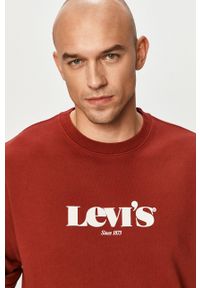 Levi's® - Levi's - Bluza bawełniana. Okazja: na spotkanie biznesowe, na co dzień. Kolor: czerwony. Materiał: bawełna. Wzór: nadruk. Styl: casual, biznesowy