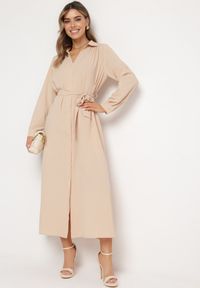 Born2be - Beżowa Rozpinana Sukienka Koszulowa z Regulowanymi Rękawami Grimoire. Kolor: beżowy. Typ sukienki: koszulowe. Styl: elegancki, wizytowy #2