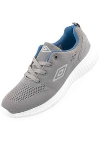 Stylowe i Wygodne Damskie Trampeczki Umbro Chass 37. Kolor: fioletowy. Sport: turystyka piesza #1