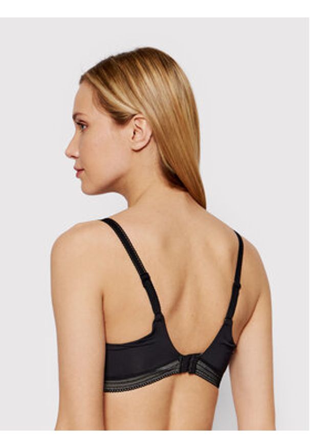 Chantelle Biustonosz z fiszbiną True Lace C11M10 Czarny. Kolor: czarny. Materiał: syntetyk