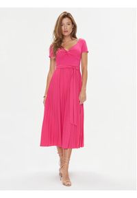Guess Sukienka codzienna WBGK86 WE6D1 Różowy Regular Fit. Okazja: na co dzień. Kolor: różowy. Materiał: syntetyk. Typ sukienki: proste. Styl: casual #8