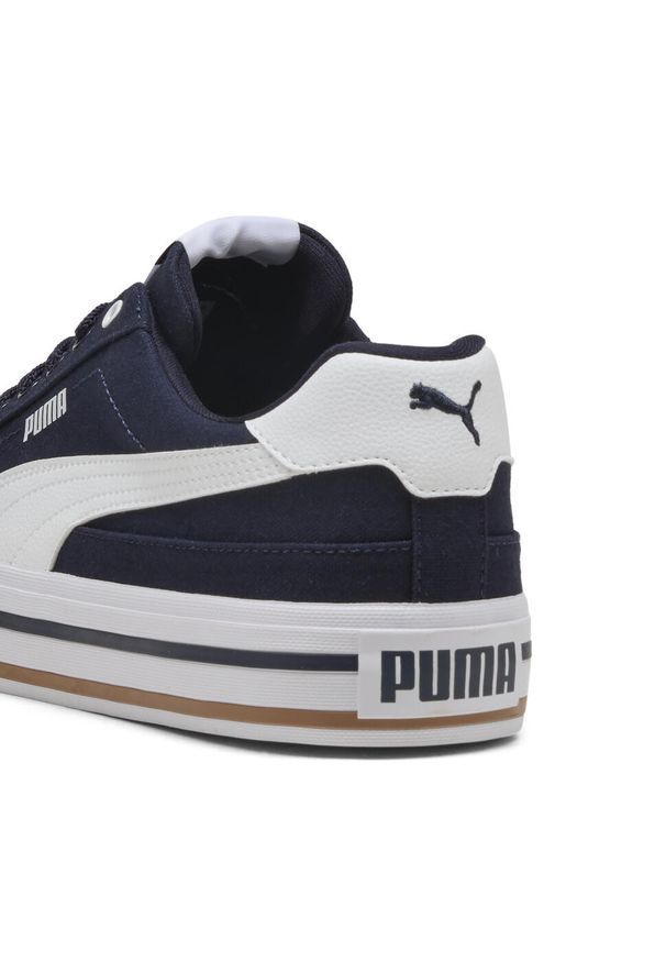 Puma - Sneakersy unisex Court Classic Vulcanised Formstrip PUMA New Navy White Blue. Kolor: niebieski, wielokolorowy, biały. Sport: turystyka piesza