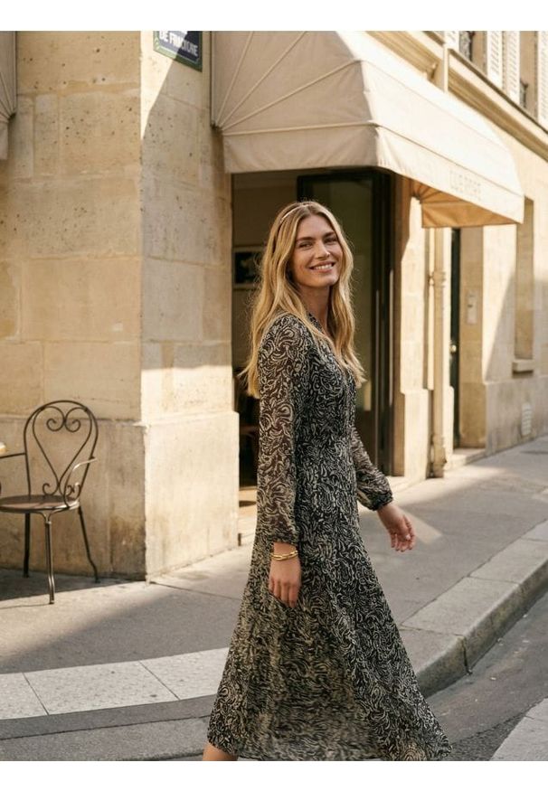 Sinsay - Sukienka szmizjerka ze wzorem - wielobarwny. Typ sukienki: szmizjerki