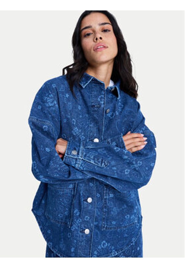 Roxy Koszula jeansowa Kick Back Washed ERJWT03750 Niebieski Relaxed Fit. Kolor: niebieski. Materiał: bawełna