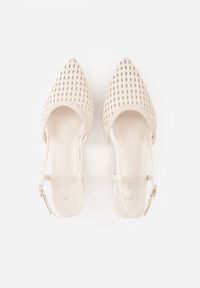 Born2be - Beżowe Sandały Ozdobione Plecionką Melorah. Okazja: na co dzień. Zapięcie: sprzączka. Kolor: beżowy. Materiał: jeans. Wzór: aplikacja. Styl: casual, elegancki #2