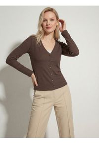 Sinsay - Prążkowana bluzka z wiskozy - brązowy. Kolor: brązowy. Materiał: prążkowany, wiskoza #1