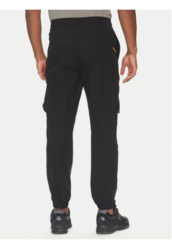 Parajumpers Joggery Rescue Zander 25SMPMPARR01 Czarny Tapered Fit. Kolor: czarny. Materiał: syntetyk