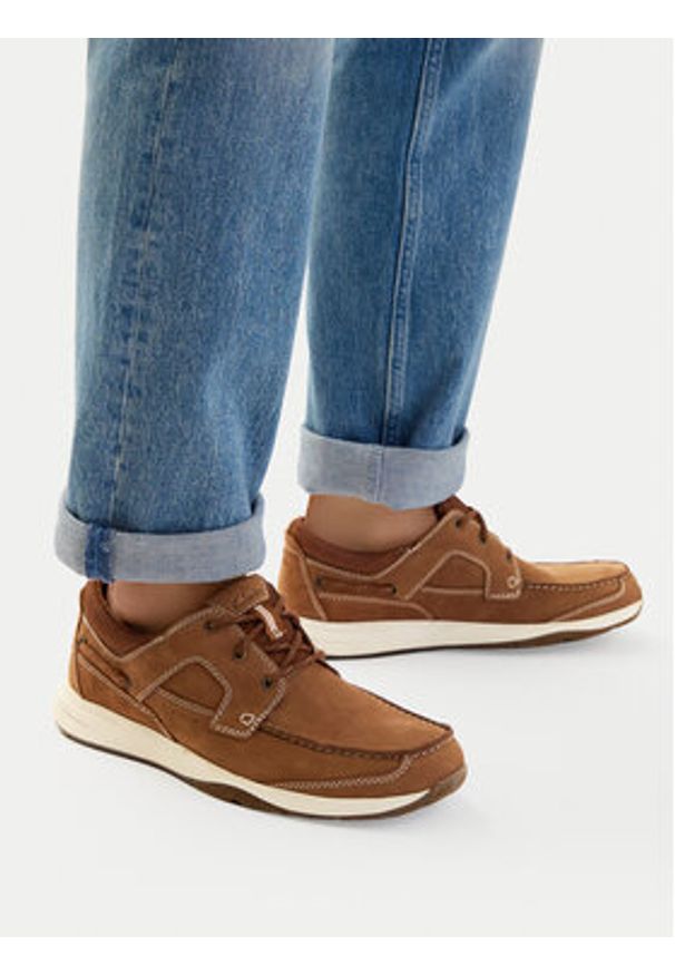 Clarks Półbuty Sailview Lace 26176971 Brązowy. Kolor: brązowy. Materiał: nubuk, skóra