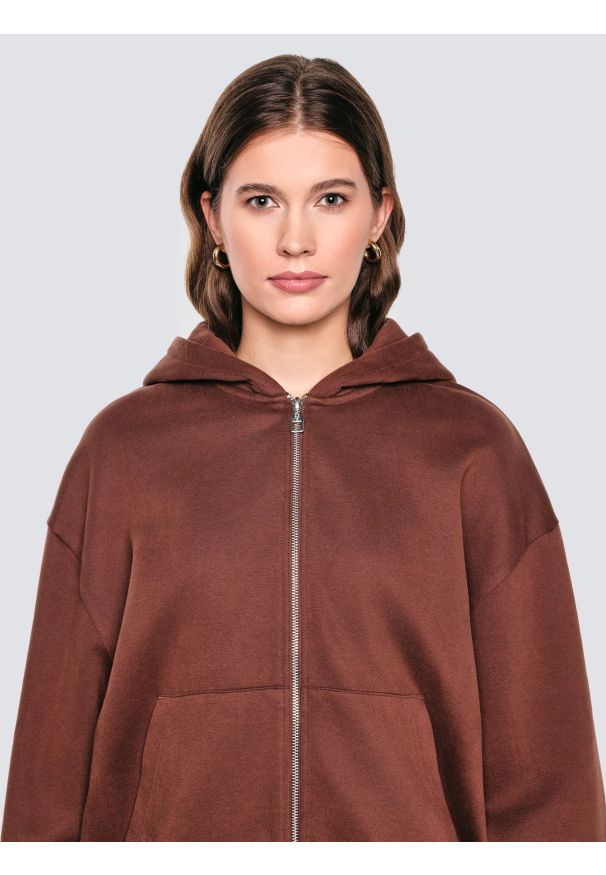 Big-Star - Bluza damska rozpinana z kapturem brązowa Marta 804. Typ kołnierza: kaptur. Kolor: brązowy. Materiał: dzianina, materiał. Wzór: haft