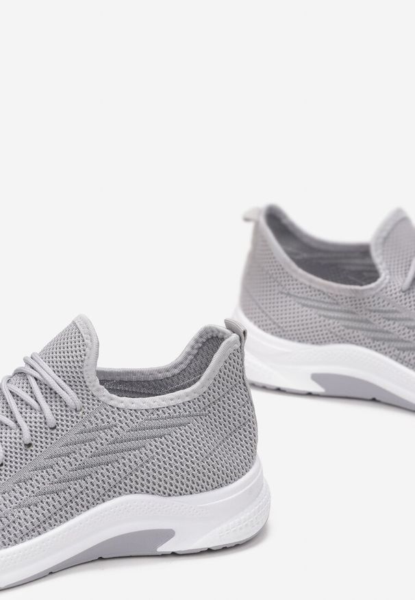 Renee - Szare Siateczkowe Buty Sportowe na Piankowej Podeszwie Linidas. Nosek buta: okrągły. Zapięcie: bez zapięcia. Kolor: szary. Materiał: materiał. Szerokość cholewki: normalna