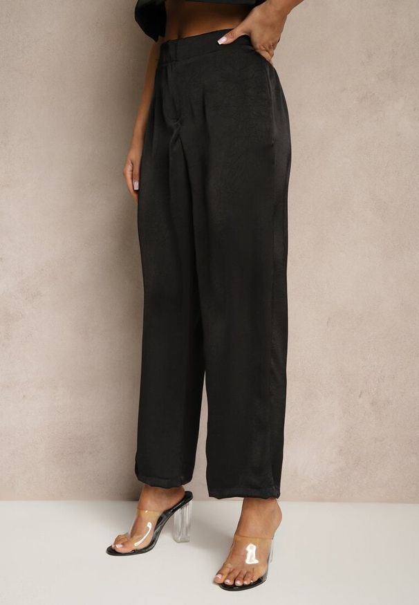 Renee - Czarne Spodnie High Waist o Eleganckim Fasonie z Prostą Nogawką Jenarwena. Okazja: na spotkanie biznesowe. Stan: podwyższony. Kolor: czarny. Styl: elegancki