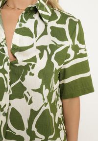 Born2be - Zielono-Beżowy Komplet Koszula z Krótkim Rękawem Szerokie Spodnie z Gumką w Pasie Vikiisina. Kolor: zielony. Materiał: tkanina