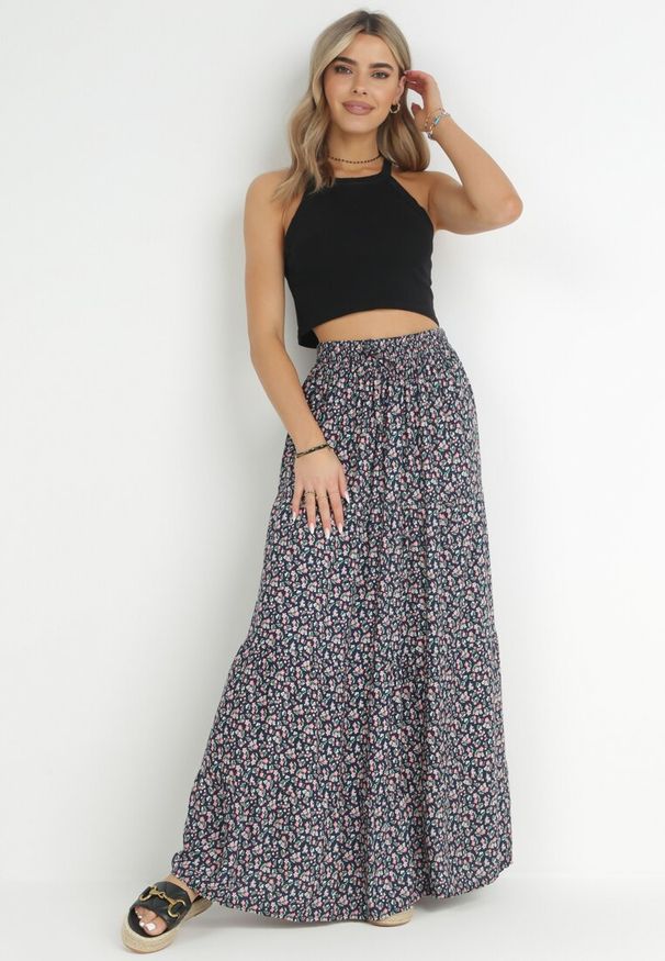 Born2be - Granatowa Bawełniana Spódnica Maxi w Kwiatki Amelix. Kolor: niebieski. Materiał: bawełna. Wzór: kwiaty