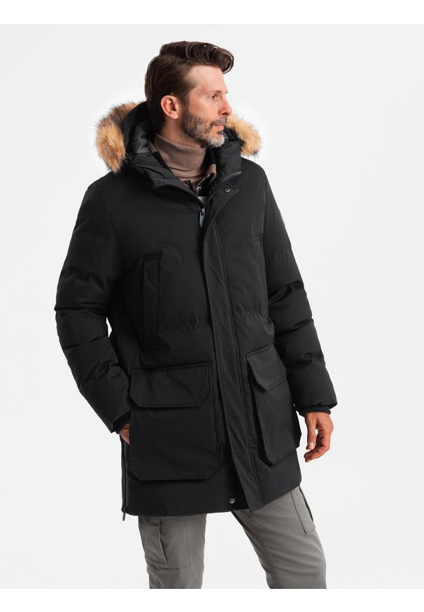Ombre Clothing - Ocieplana męska długa kurtka parka z rozpinanym dołem – czarna V3 - Rozmiar: L. Typ kołnierza: kołnierzyk stójkowy. Kolor: czarny. Materiał: materiał, tkanina, guma, poliester, futro, syntetyk. Długość: długie. Wzór: gładki, aplikacja