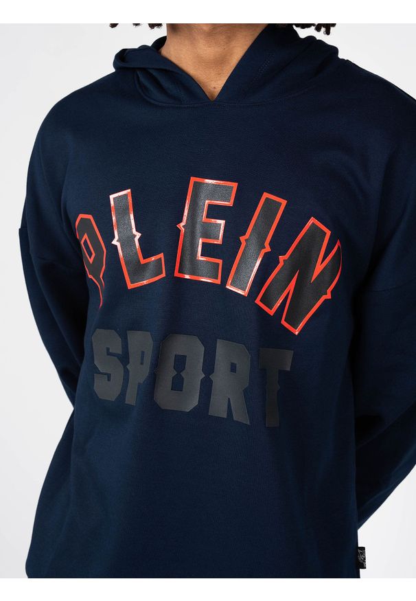 Plein Sport Bluza | FIPS220 | Mężczyzna | Granatowy. Okazja: na co dzień. Typ kołnierza: kaptur. Kolor: niebieski. Materiał: poliester, bawełna. Wzór: nadruk. Styl: sportowy