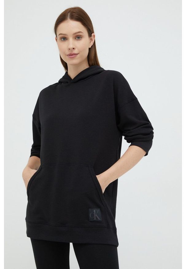 Calvin Klein Underwear bluza piżamowa damska kolor czarny. Typ kołnierza: kaptur. Kolor: czarny. Materiał: dzianina. Długość rękawa: długi rękaw. Długość: długie