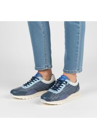 Sneakersy damskie Hispanitas, ze skóry naturalnej z tekstylnymi wstawkami sportowy fason ze sznurowaniem lekka podeszwa, niebieskie, RHV264741 Bolero. Okazja: na co dzień, na spacer. Kolor: niebieski. Materiał: skóra. Wzór: ażurowy. Styl: sportowy #3
