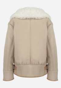 Born2be - Jasnobeżowa Kurtka Biker z Futerkiem Marisine. Okazja: na co dzień. Typ kołnierza: golf. Kolor: beżowy. Materiał: futro. Długość: krótkie. Wzór: aplikacja. Sezon: zima. Styl: casual #7