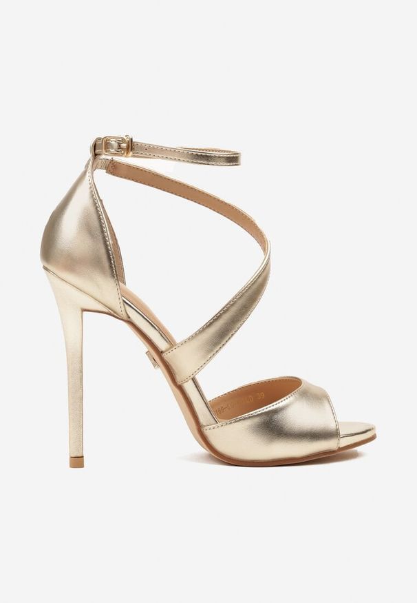 Born2be - Złote Sandały Vices na Szpilce z Asymetrycznymi Paskami Sarivie. Zapięcie: pasek. Kolor: złoty. Wzór: paski. Sezon: lato. Obcas: na szpilce. Styl: elegancki