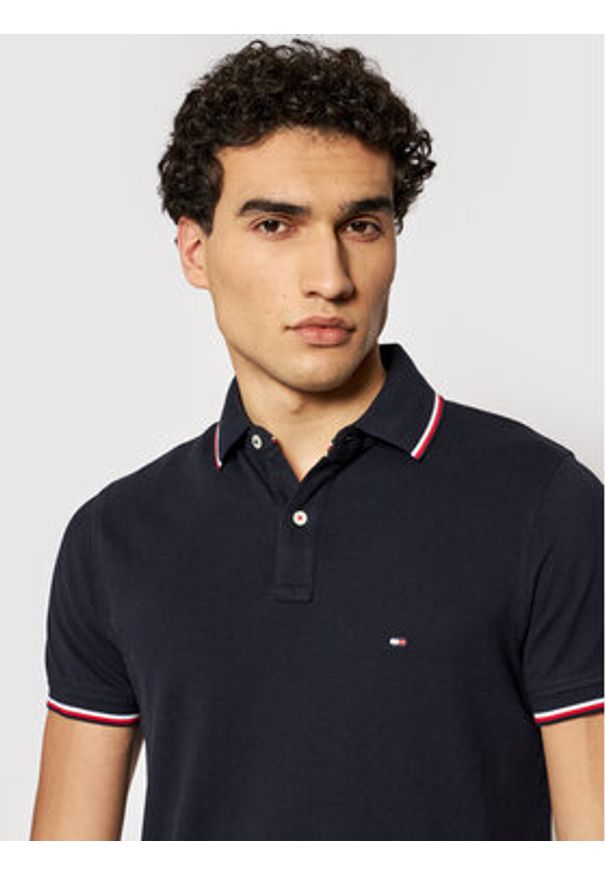 TOMMY HILFIGER - Tommy Hilfiger Polo Tipped MW0MW13080 Granatowy Slim Fit. Typ kołnierza: polo. Kolor: niebieski. Materiał: bawełna