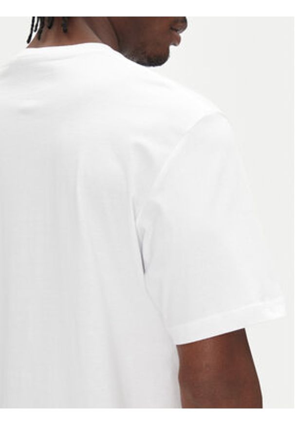 Just Cavalli T-Shirt 78OAHT16 Biały Regular Fit. Kolor: biały. Materiał: bawełna