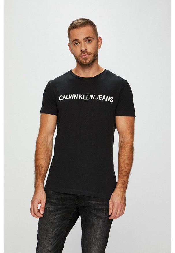 Calvin Klein Jeans - T-shirt. Okazja: na co dzień. Kolor: czarny. Materiał: dzianina. Styl: casual