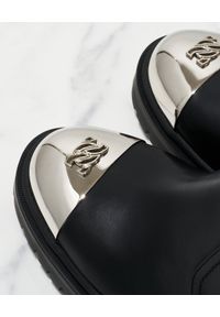 Casadei - CASADEI - Skórzane botki New Cult. Nosek buta: okrągły. Kolor: czarny. Materiał: skóra. Szerokość cholewki: normalna. Obcas: na obcasie. Wysokość obcasa: średni #5