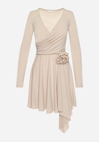 Born2be - Beżowa Asymetryczna Sukienka Koktajlowa z Odpinaną Kwiatową Broszką Grangerra. Kolor: beżowy. Wzór: kwiaty. Typ sukienki: asymetryczne. Styl: wizytowy #2