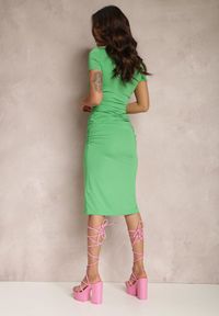 Renee - Zielona Sukienka Chlorena. Kolor: zielony. Długość rękawa: krótki rękaw. Wzór: gładki. Typ sukienki: dopasowane. Długość: midi #4