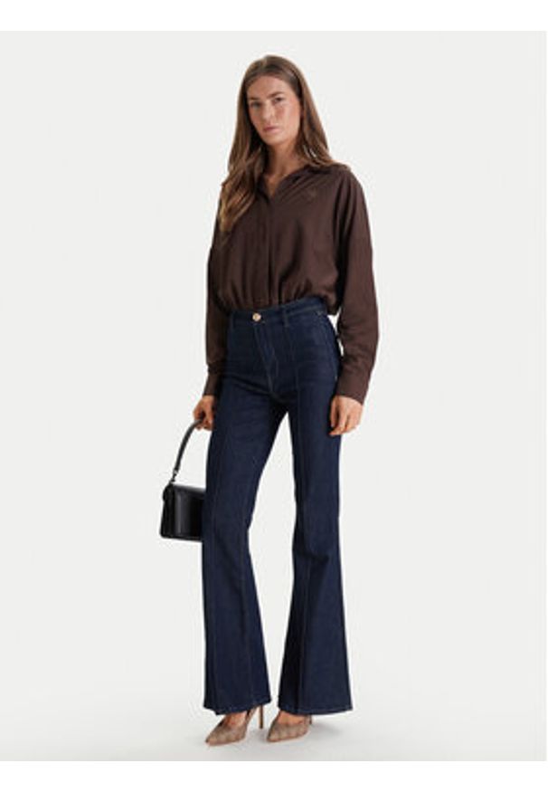 Guess Body W6RH61 WJ782 Brązowy Regular Fit. Kolor: brązowy. Materiał: syntetyk