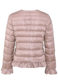 CATERINA - Pikowana kurtka puchowa z falbaną. Kolor: różowy, wielokolorowy, fioletowy. Materiał: puch. Wzór: aplikacja #5