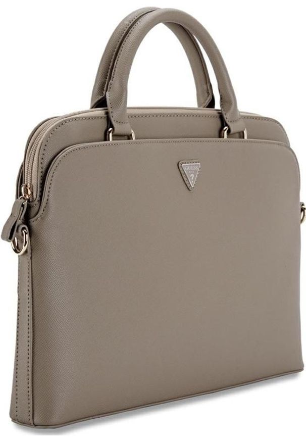 Torba Guess Grained Zipper Pocket Triangle Logo 15'' brązowy. Kolor: brązowy. Materiał: skóra ekologiczna. Styl: elegancki, casual