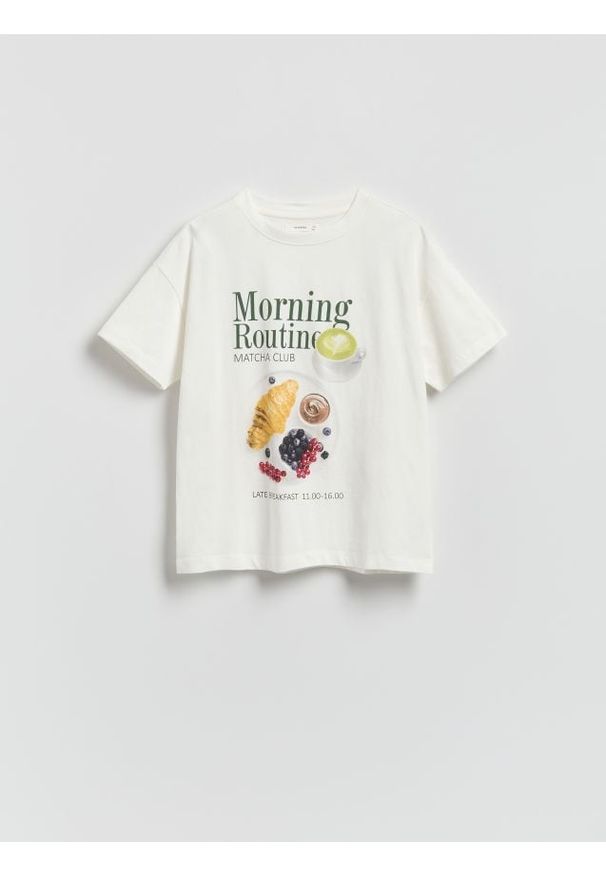 Reserved - Bawełniany t-shirt z nadrukiem - biały. Kolor: biały. Materiał: bawełna. Wzór: nadruk