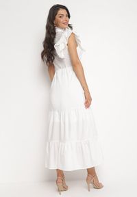 Born2be - Biała Rozkloszowana Sukienka Maxi Zapinana na Guziki z Ozdobnym Haftem i Falbankami Jeffee. Typ kołnierza: kołnierz z falbankami. Kolor: biały. Długość rękawa: bez rękawów. Wzór: haft. Długość: maxi #5