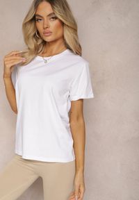 Renee - Biała T-shirt Erasorus. Kolor: biały. Materiał: jeans. Długość rękawa: krótki rękaw. Długość: krótkie. Wzór: kwiaty #3