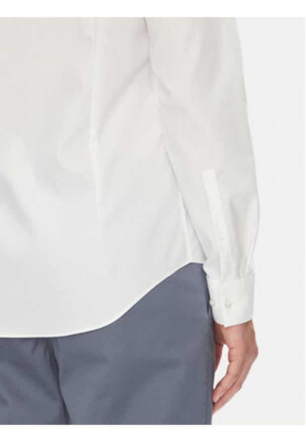 Calvin Klein Koszula LV019EU017 Biały Slim Fit. Kolor: biały. Materiał: bawełna