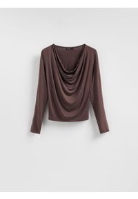 Reserved - Bluzka z wiskozą - ciemnobrązowy. Kolor: brązowy. Materiał: wiskoza #1