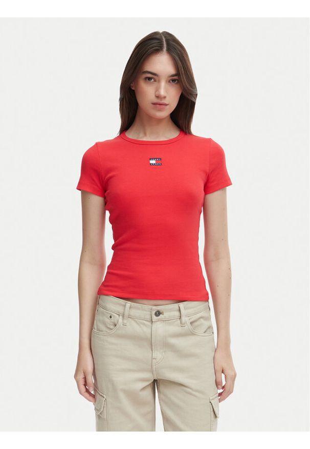 Tommy Jeans T-Shirt DW0DW17881 Czerwony Slim Fit. Kolor: czerwony. Materiał: bawełna