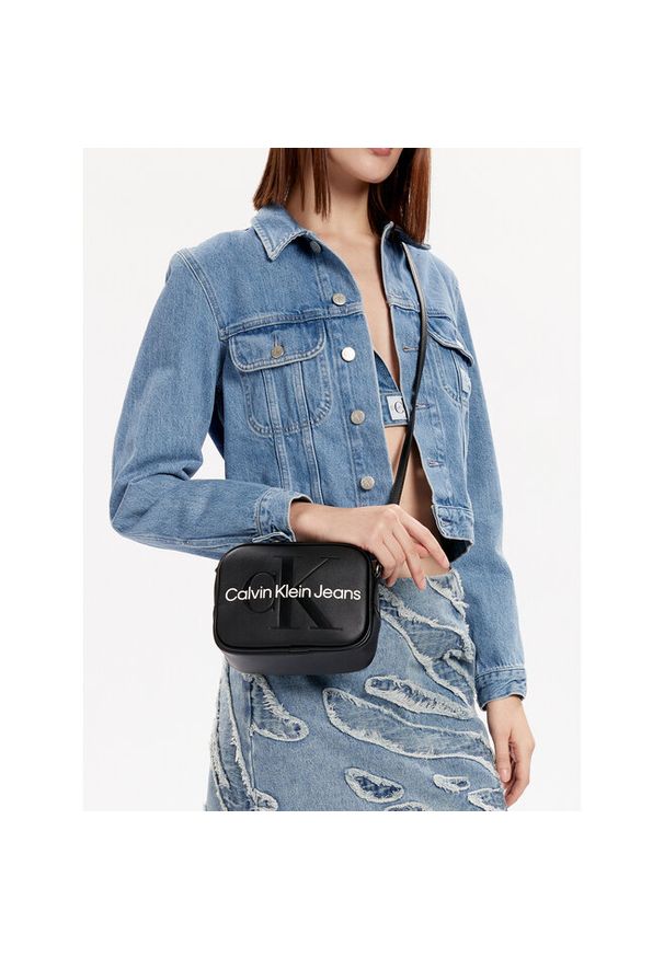 Torebka Calvin Klein Jeans. Kolor: czarny
