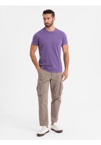 Ombre Clothing - Męski klasyczny bawełniany T-shirt BASIC - fioletowy V13. Okazja: na co dzień. Kolor: fioletowy. Materiał: bawełna. Styl: klasyczny #4