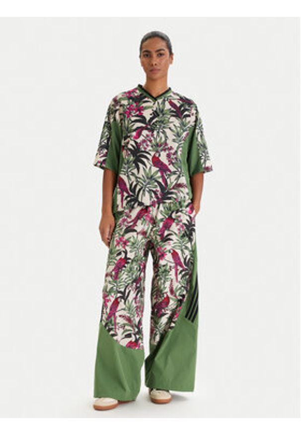 Adidas - adidas T-Shirt Farm Rio Premium KD4628 Zielony Loose Fit. Kolor: zielony. Materiał: syntetyk