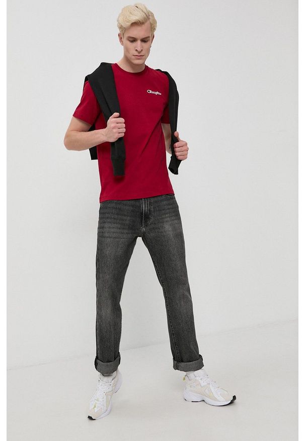 Champion - T-shirt bawełniany. Okazja: na co dzień. Kolor: czerwony. Materiał: bawełna. Wzór: gładki. Styl: casual