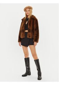 Gina Tricot Szorty materiałowe 23419 Czarny Regular Fit. Kolor: czarny. Materiał: syntetyk #3
