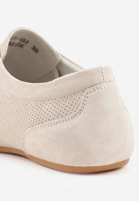 Born2be - Beżowe Perforowane Sneakersy z Zamszu Naturalnego ze Skórzaną Wkładką Mezlea. Okazja: na co dzień, do pracy. Kolor: beżowy. Materiał: skóra, zamsz #7