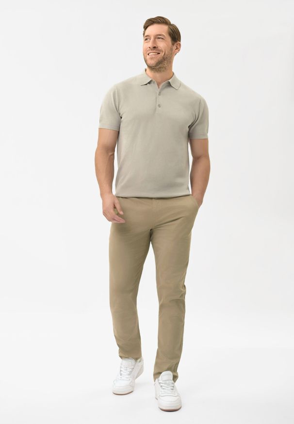 Volcano - Bawełniane spodnie R-JOE. Okazja: na co dzień. Kolor: beżowy. Materiał: bawełna. Styl: casual, elegancki